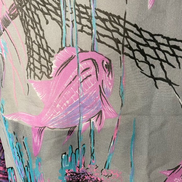 Shipwreck Scarf Lightweight Sea Ocean Underwater Scene Fish Gray‎ Pink Large - Picture 7 of 12
